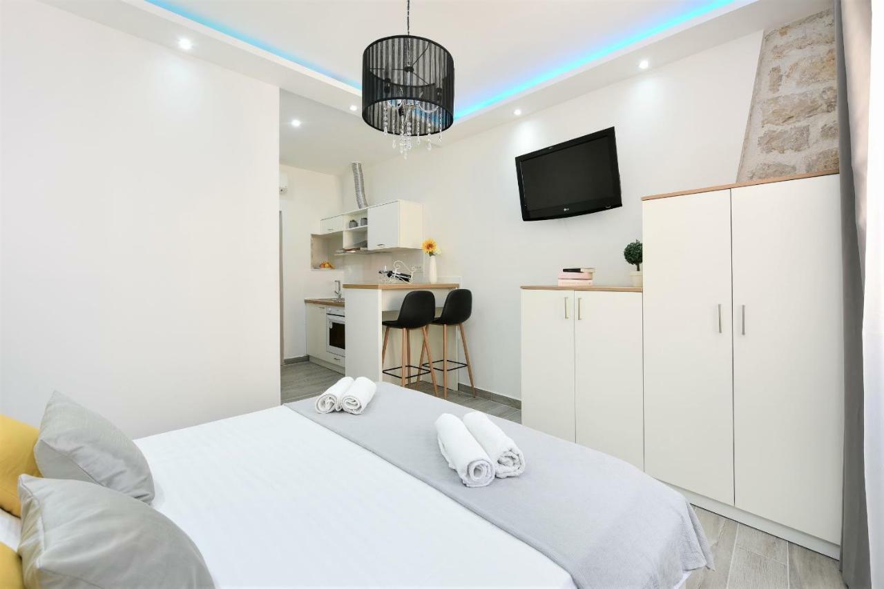 Mosaic Apartments Old Town Zadar Bagian luar foto