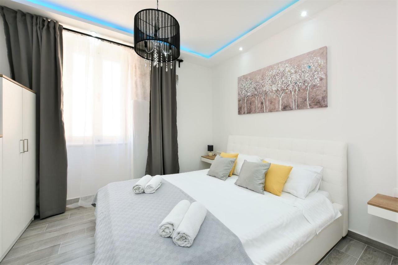 Mosaic Apartments Old Town Zadar Bagian luar foto